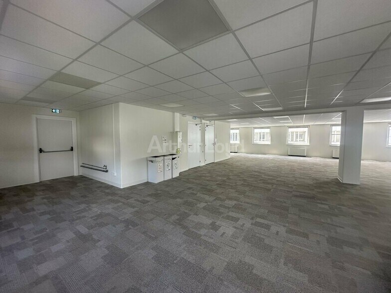 Office in Schiltigheim for lease - Building Photo - Image 3 of 15