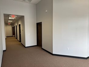 20 W 5th St, Monroe, MI à louer Photo intérieure- Image 1 de 15