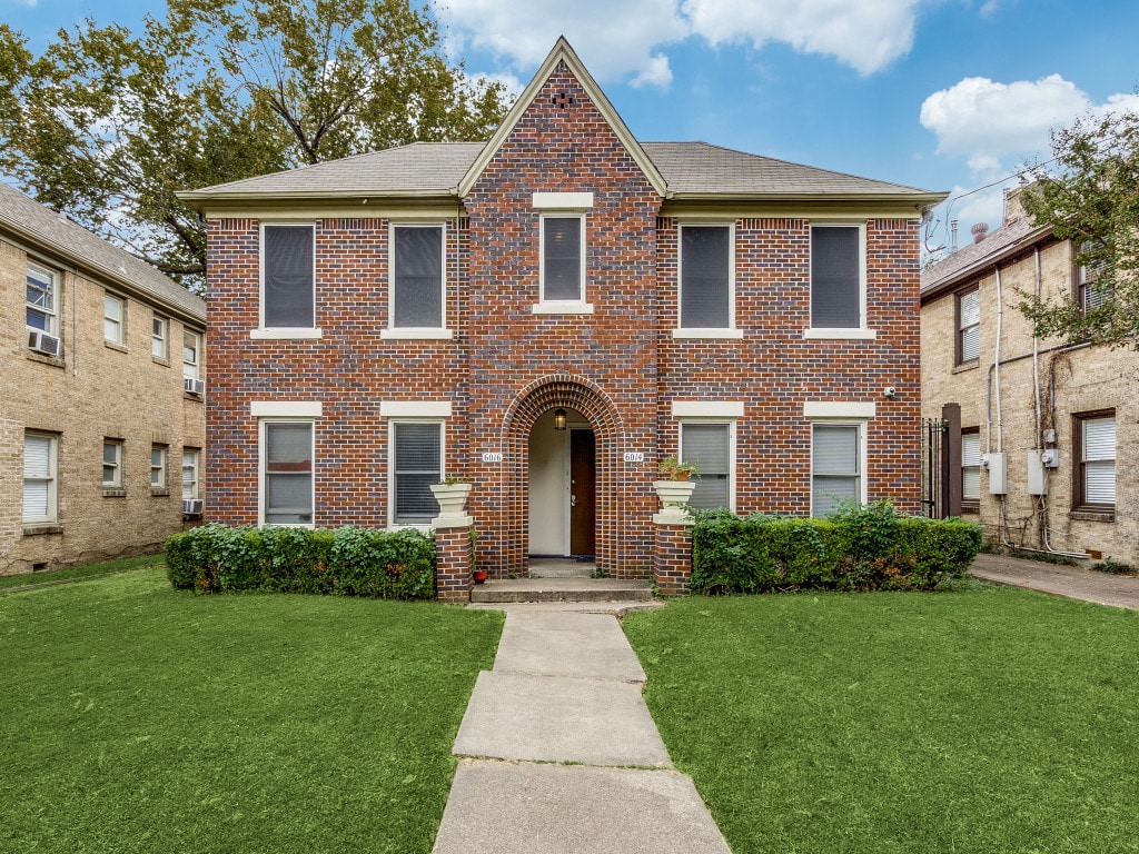 6016 Lewis St, Dallas, TX for sale Primary Photo- Image 1 of 37