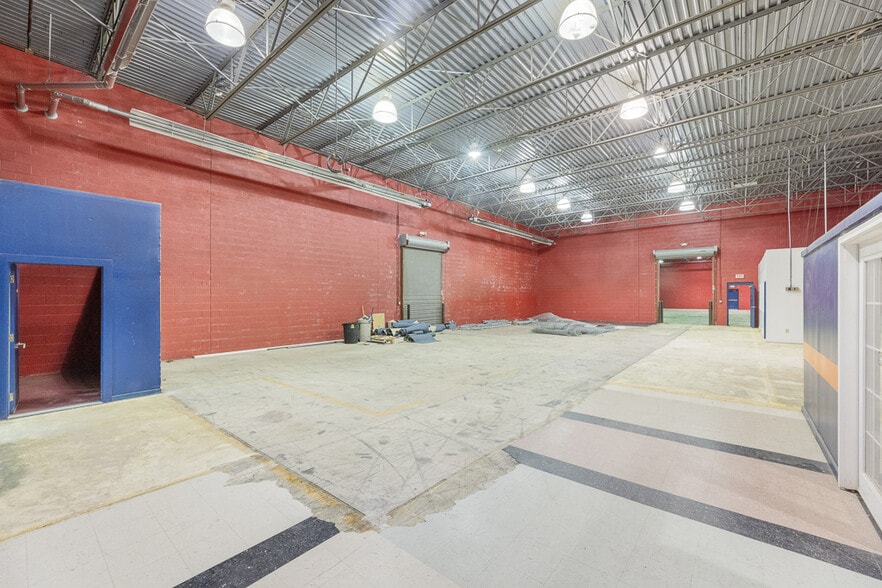 1499 W Main St, Alliance, OH for sale - Building Photo - Image 3 of 28