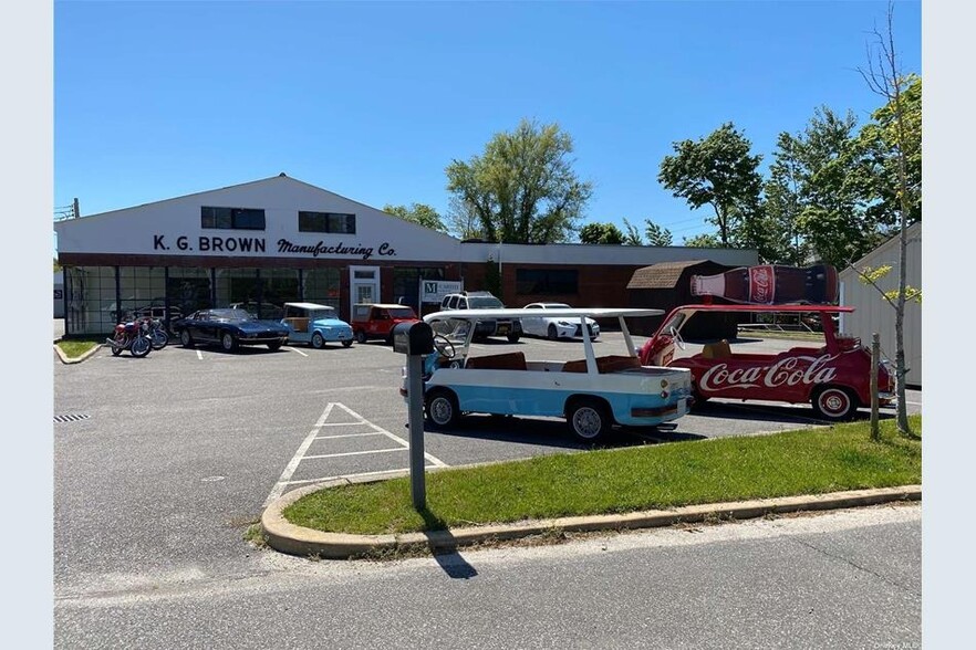 885 Wickham Ave, Mattituck, NY for lease - Building Photo - Image 1 of 10