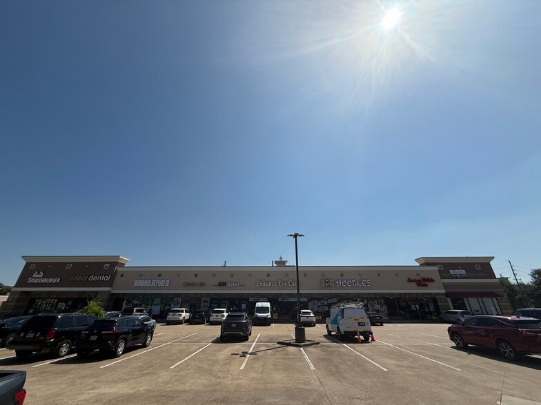 1635 Eldridge Pky, Houston, TX for lease - Building Photo - Image 1 of 14