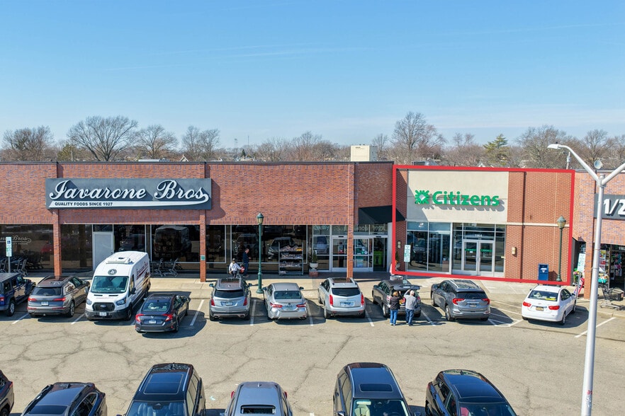 1170-1194 Wantagh Ave, Wantagh, NY for lease - Building Photo - Image 2 of 3