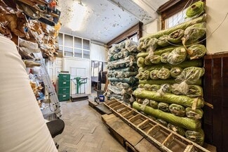 Plus de détails pour 151 Whitechapel Rd, Londres - Bureau/Commerce de détail à louer