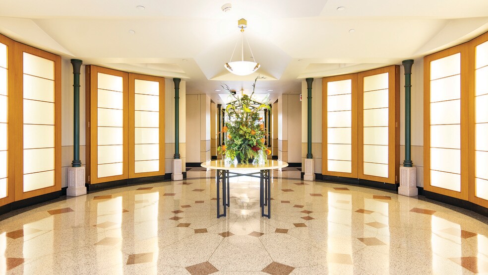 1333 Burr Ridge Pky, Burr Ridge, IL à louer - Photo intérieure - Image 2 de 14