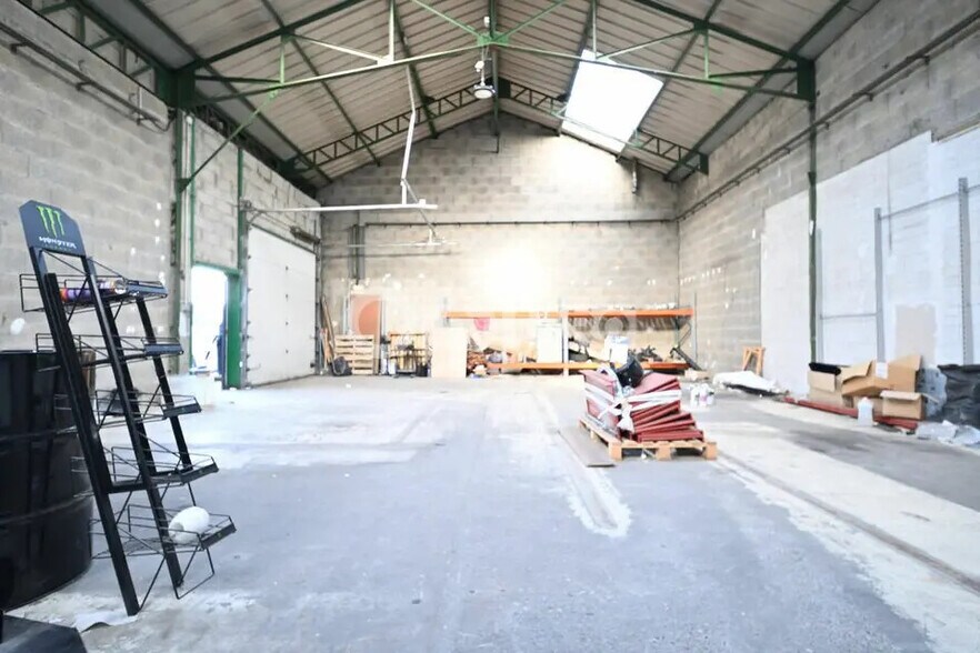 Flex dans Vénissieux à louer - Photo intérieure - Image 3 de 5