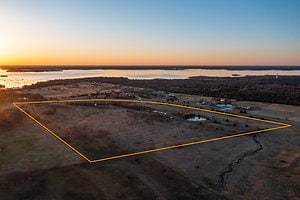4902 E Lone Oak Rd, Valley View, TX - AERIAL map view