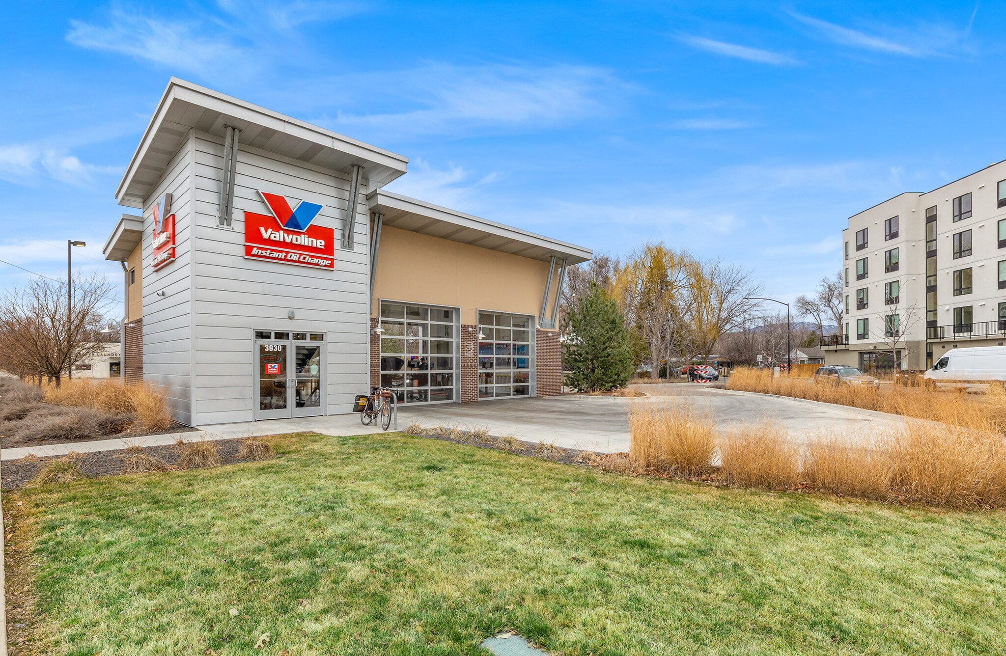 3930 W State St, Boise, ID for sale Primary Photo- Image 1 of 12