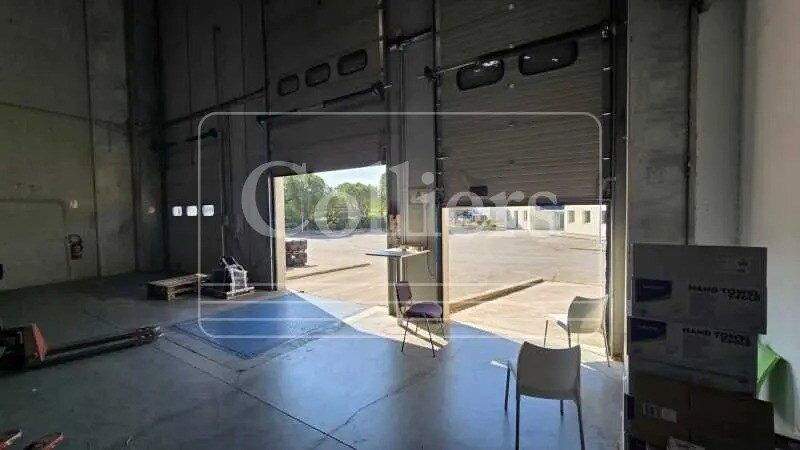Office in Aix-en-Provence for lease - Interior Photo - Image 3 of 13