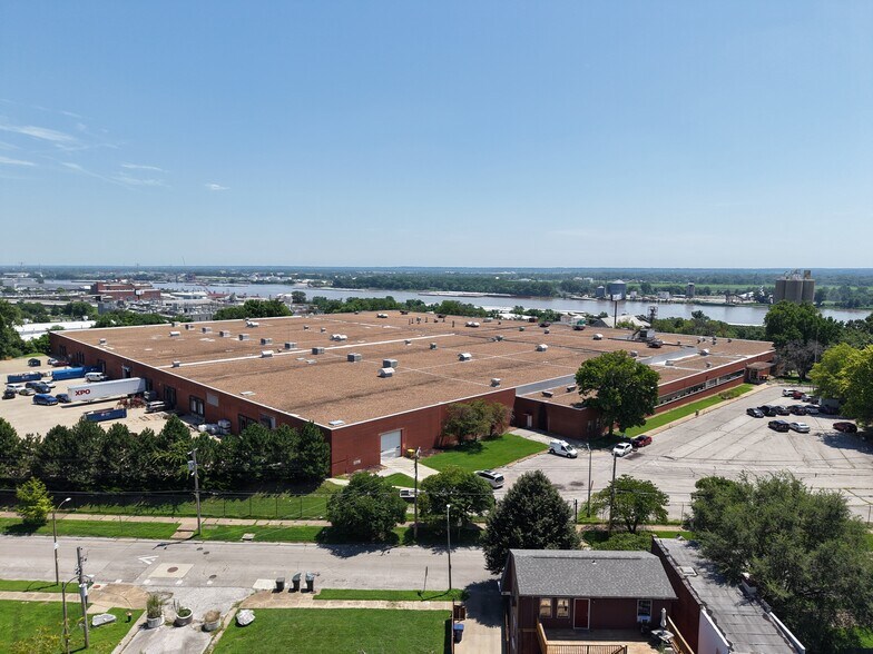 111 Winnebago St, Saint Louis, MO à louer - Photo du bâtiment - Image 3 de 9
