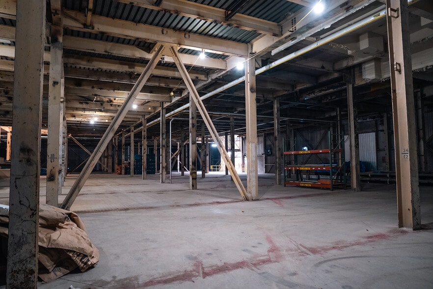 3363 Davis Rd., Thorold, ON for lease - Building Photo - Image 3 of 4