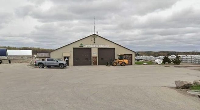 1050 Industrial Rd, Ayr, ON for sale - Building Photo - Image 1 of 1