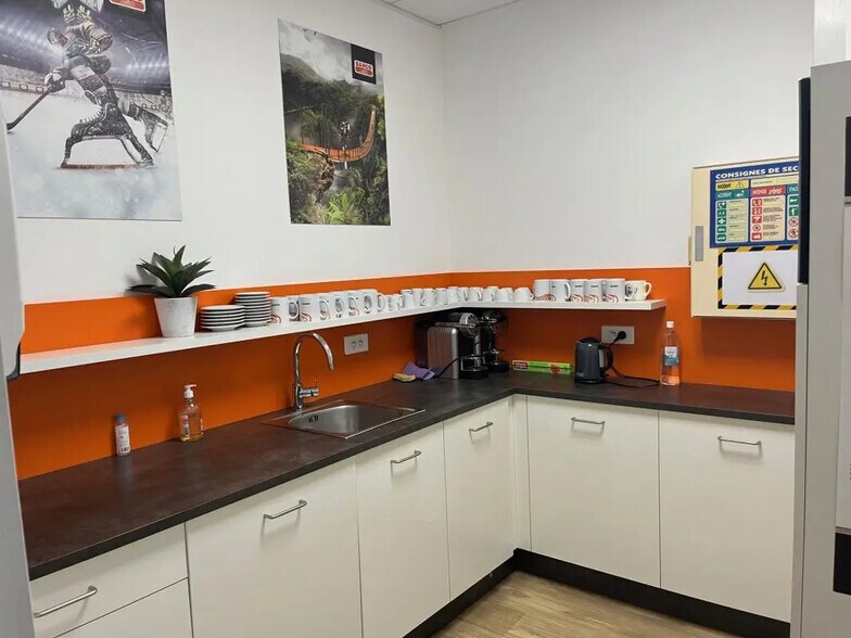 17 Rue Rosa Luxemburg, Éragny à louer - Photo du bâtiment - Image 2 de 13