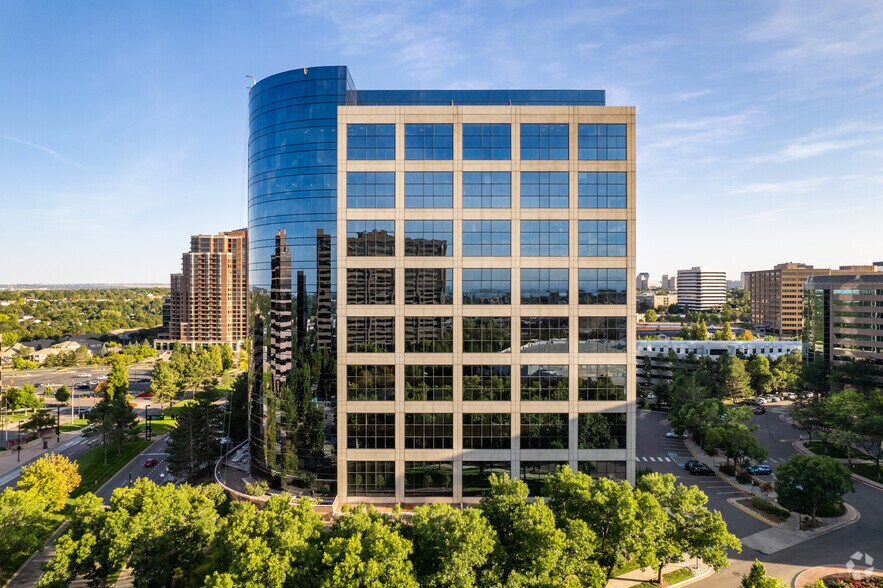 4643 S Ulster St, Denver, CO à louer - Photo du bâtiment - Image 3 de 13