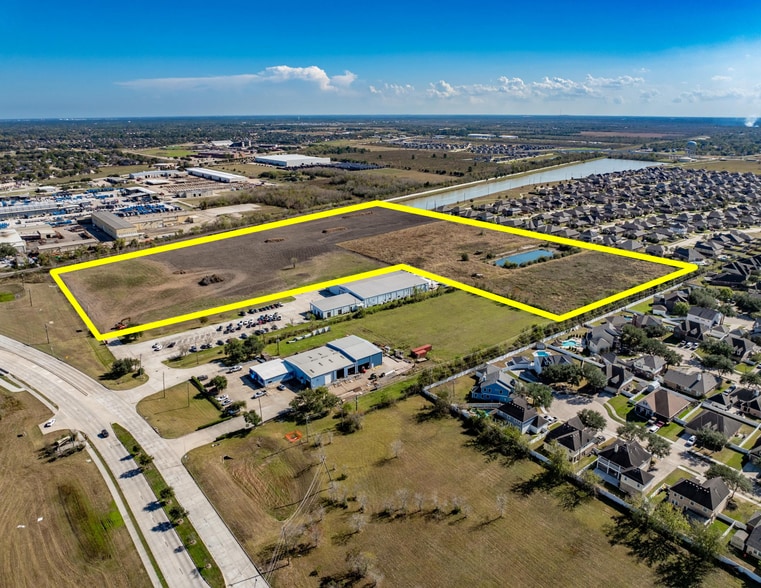 3902 Magnolia Rd, Pearland, TX for sale - Primary Photo - Image 1 of 4