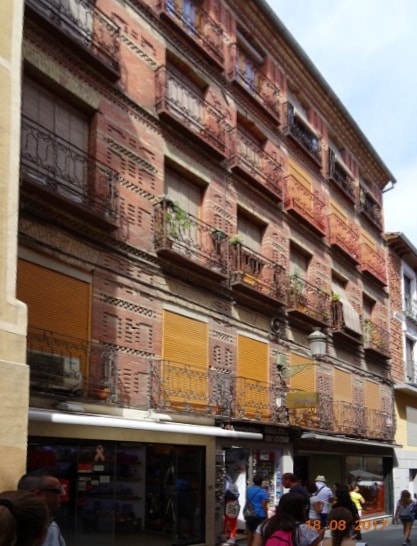 Retail in Segovia, Segovia for lease - Building Photo - Image 1 of 2