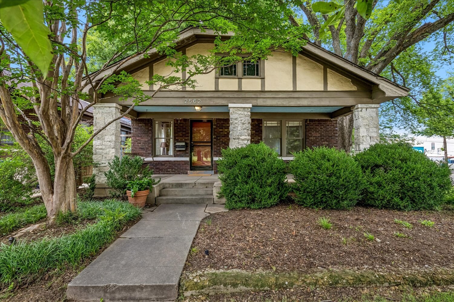 2562 Sam Cooper Blvd, Memphis, TN à vendre Photo du bâtiment- Image 1 de 28