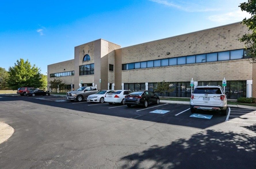 8886 Rixlew Ln, Manassas, VA for lease - Building Photo - Image 2 of 5