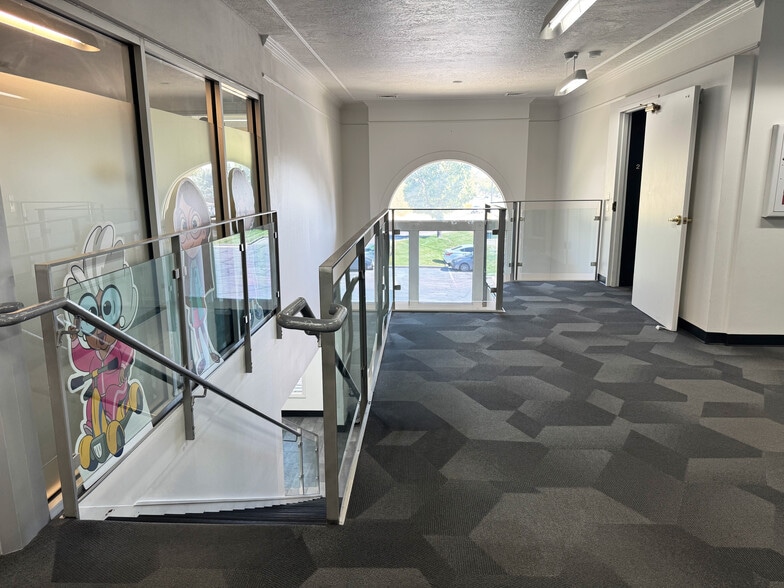 2601 N Canyon Rd, Provo, UT à louer - Photo du bâtiment - Image 2 de 11