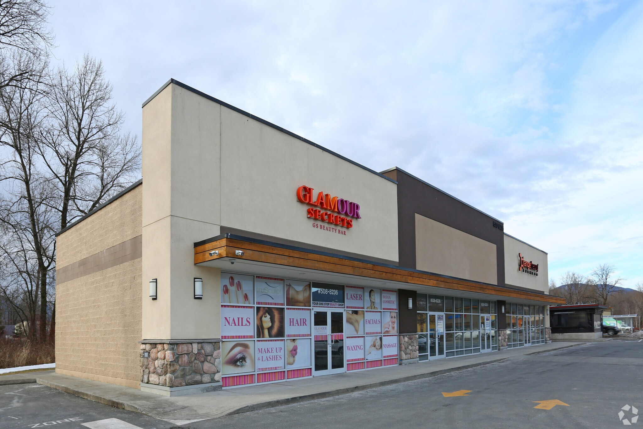 8443 Eagle Landing Pky, Chilliwack, BC à vendre Photo principale- Image 1 de 1