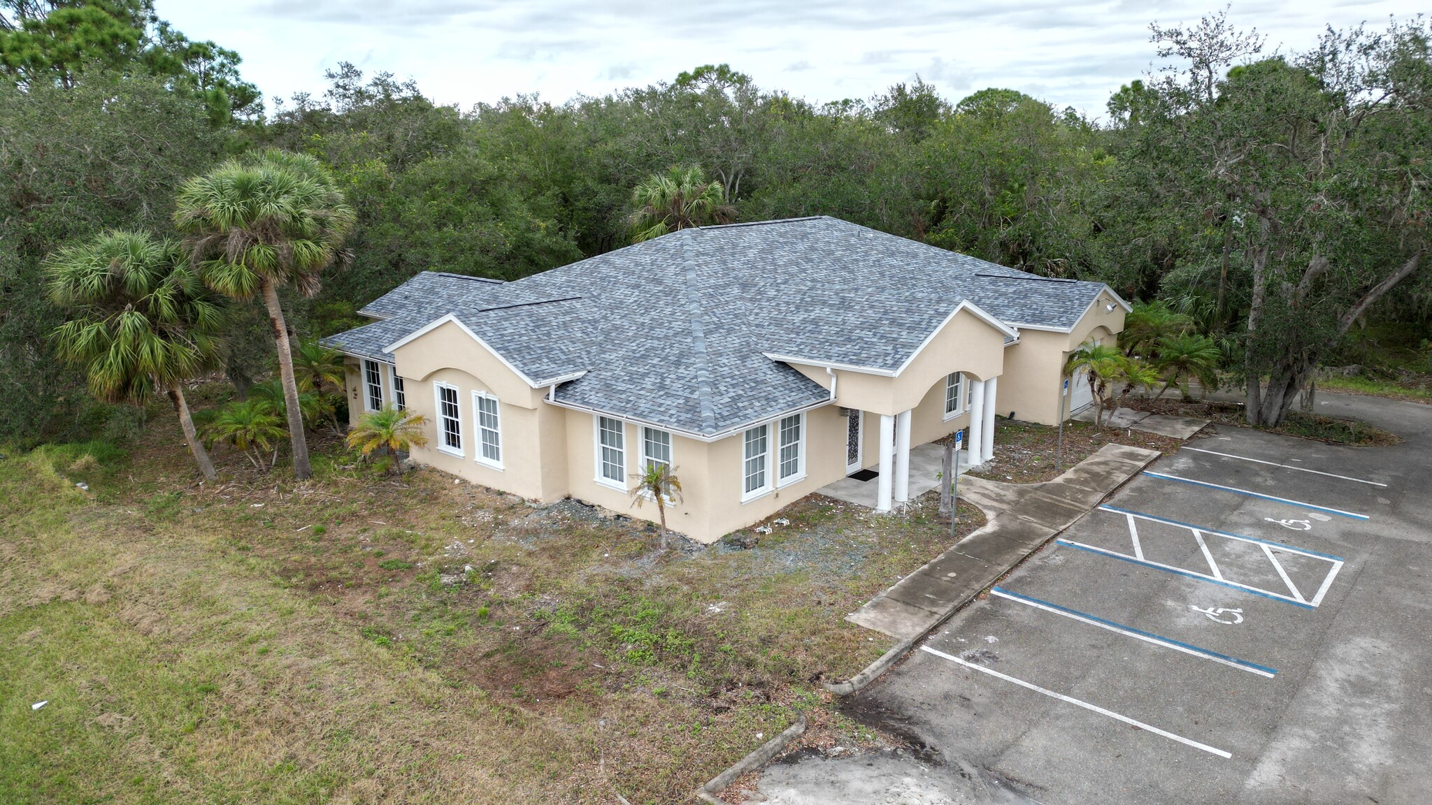 17880 Toledo Blade Blvd, Port Charlotte, FL à vendre Photo du bâtiment- Image 1 de 18