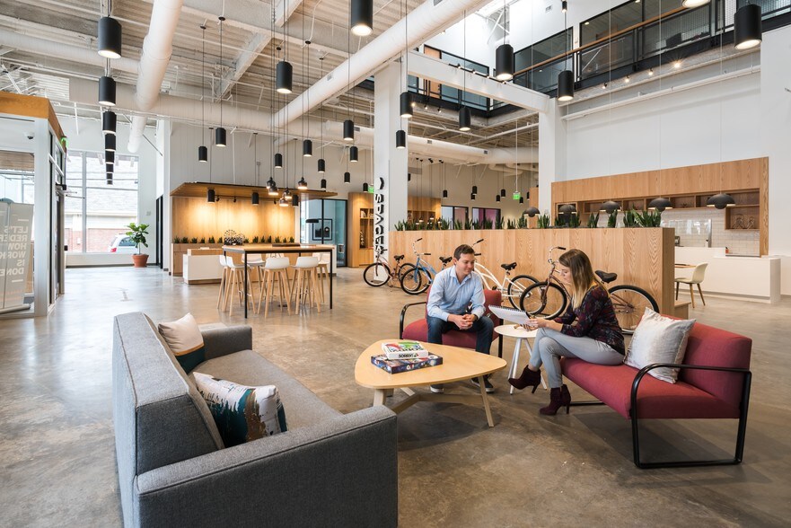 71 Raymond Rd, West Hartford, CT à louer - Photo intérieure - Image 3 de 17