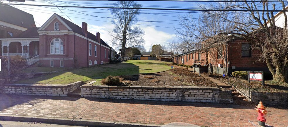 1315 5th Ave N, Nashville, TN à vendre - Photo du bâtiment - Image 2 de 3