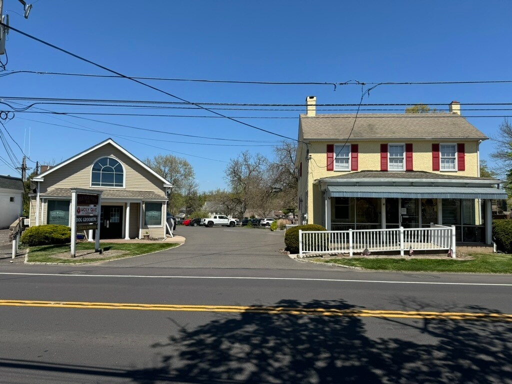 5788 US-202 Rt, Lahaska, PA à vendre Photo du bâtiment- Image 1 de 11