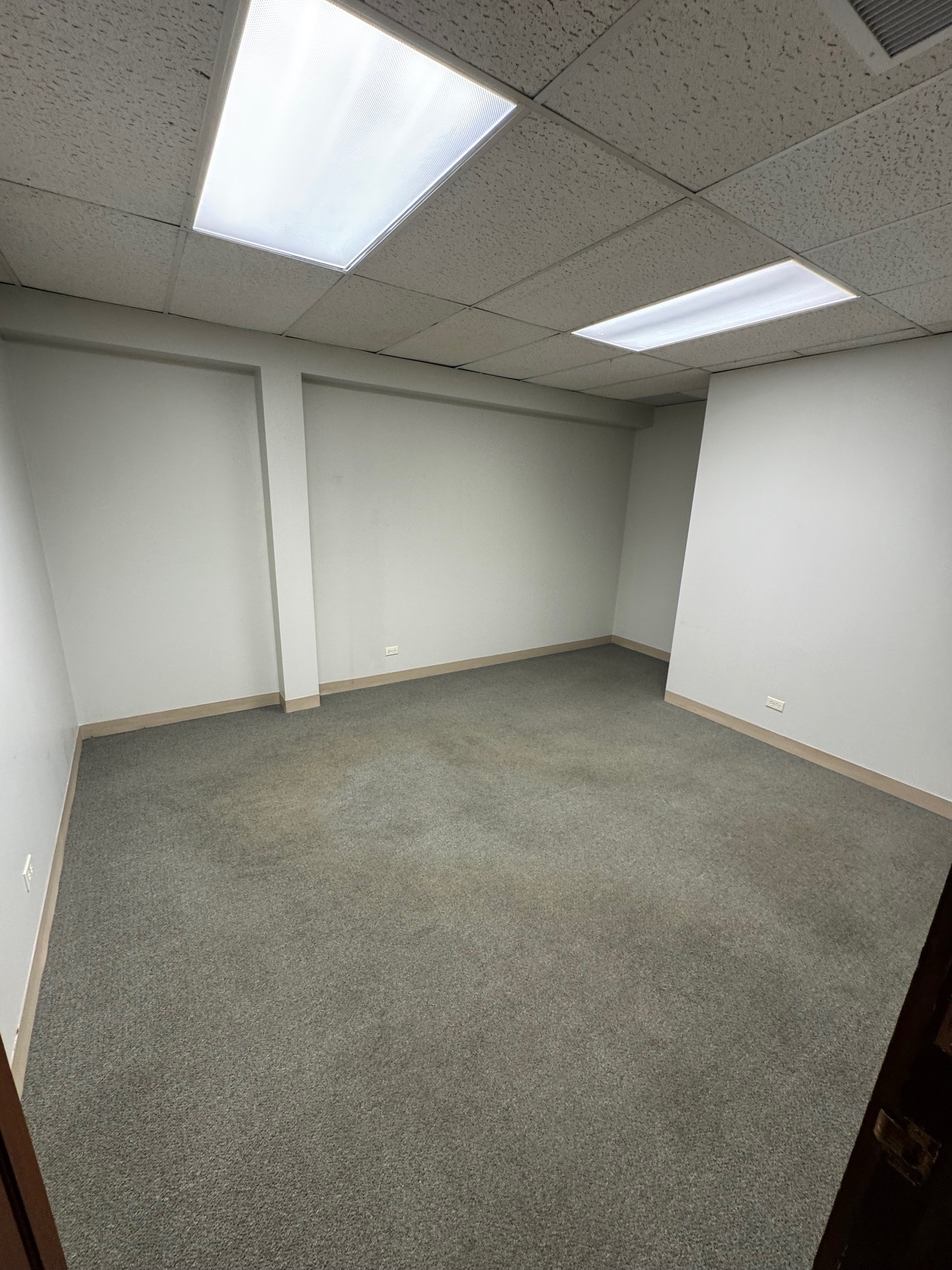 2055 S Oneida St, Denver, CO for lease Interior Photo- Image 1 of 2