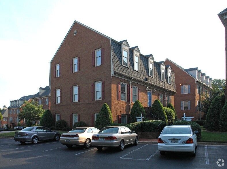 7000 Peachtree Dunwoody Rd NE, Atlanta, GA à louer - Photo du bâtiment - Image 2 de 15