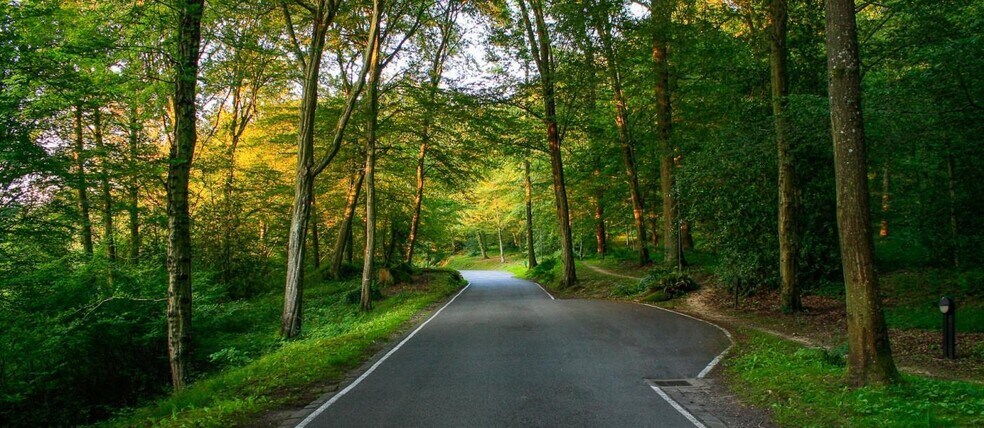 Bureau dans Les Ulis à louer - Photo du bâtiment - Image 3 de 79