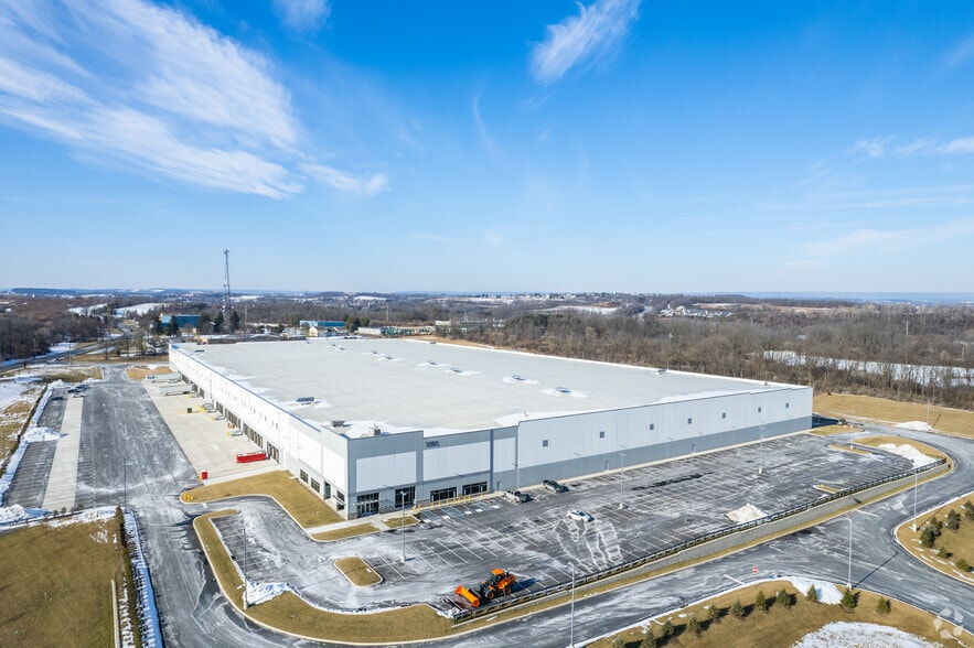 3585 S Church St, Whitehall, PA for lease - Aerial - Image 2 of 5