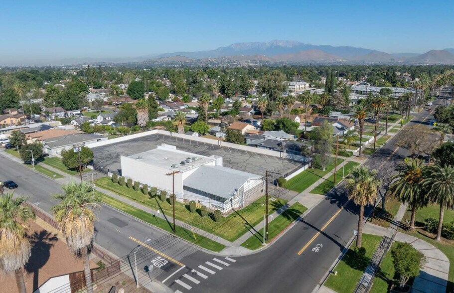6785 Palm Ave, Riverside, CA à vendre - Photo du bâtiment - Image 2 de 3