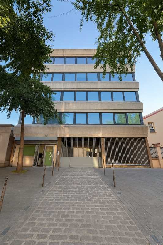 Bureau dans Ivry-sur-Seine à louer Photo du bâtiment- Image 1 de 33