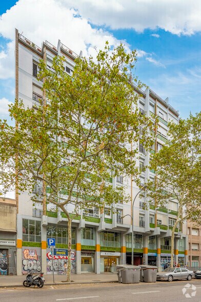 Ronda de Sant Pau, 42, Barcelone, Barcelona à louer - Photo du bâtiment - Image 3 de 3