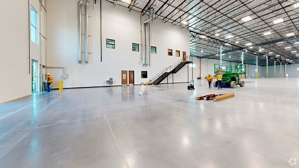 15010 Don Julian Rd, City of Industry, CA for lease - Matterport 3D Scan - Image 3 of 29