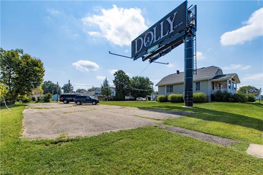 000 Maple Ave, Zanesville, OH for sale - Building Photo - Image 3 of 4
