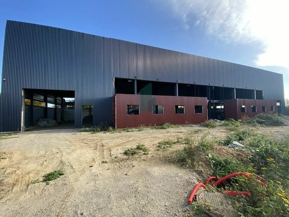 Local d'activités dans Ennery à vendre Photo du bâtiment- Image 1 de 7