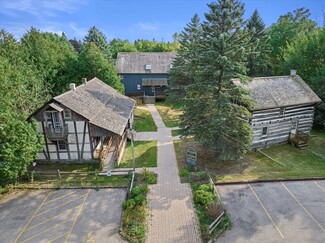 Plus de détails pour 14135 N Cedarburg Rd, Mequon, WI - Bureau à vendre