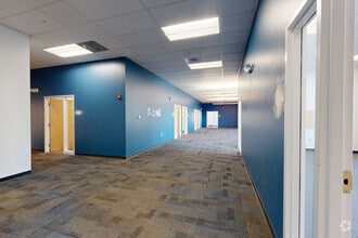 75 Sylvan St, Danvers, MA à louer Numérisation 3D de Matterport- Image 1 de 5