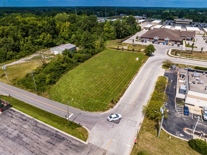 0 W Hessler Road, Muncie, IN à vendre - Aérien - Image 2 de 10