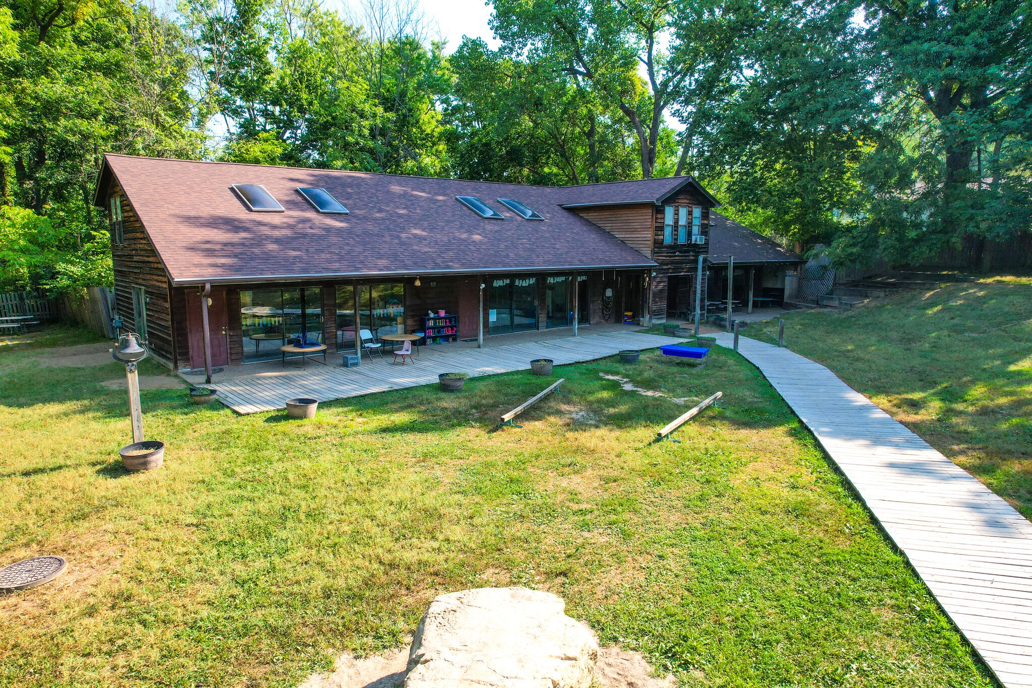 2505 E Walnut St, Columbia, MO for lease Building Photo- Image 1 of 12