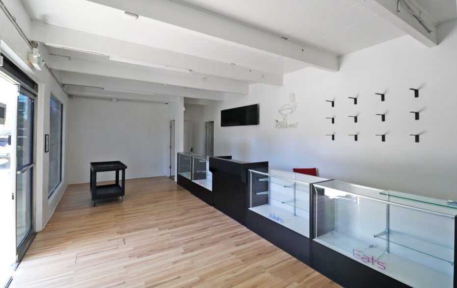 1604-1628 Main St, Springfield, OR à vendre - Photo du bâtiment - Image 3 de 6