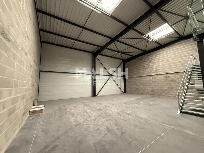 Flex dans Chassieu à louer - Photo intérieure - Image 3 de 6