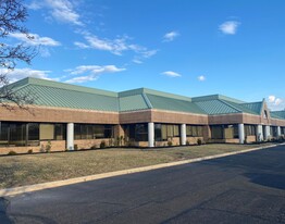 Office suites w/individualized entrance - Garderie