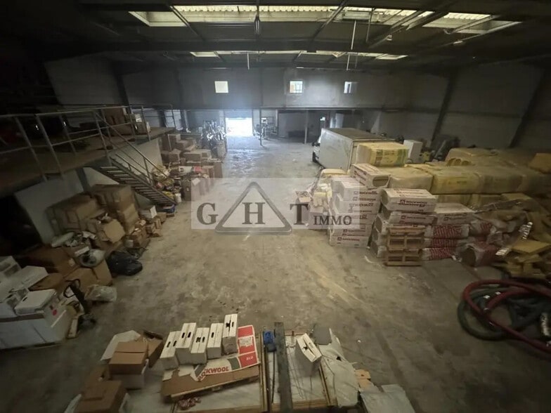 Industrial in Choisy-le-Roi for sale - Interior Photo - Image 2 of 5
