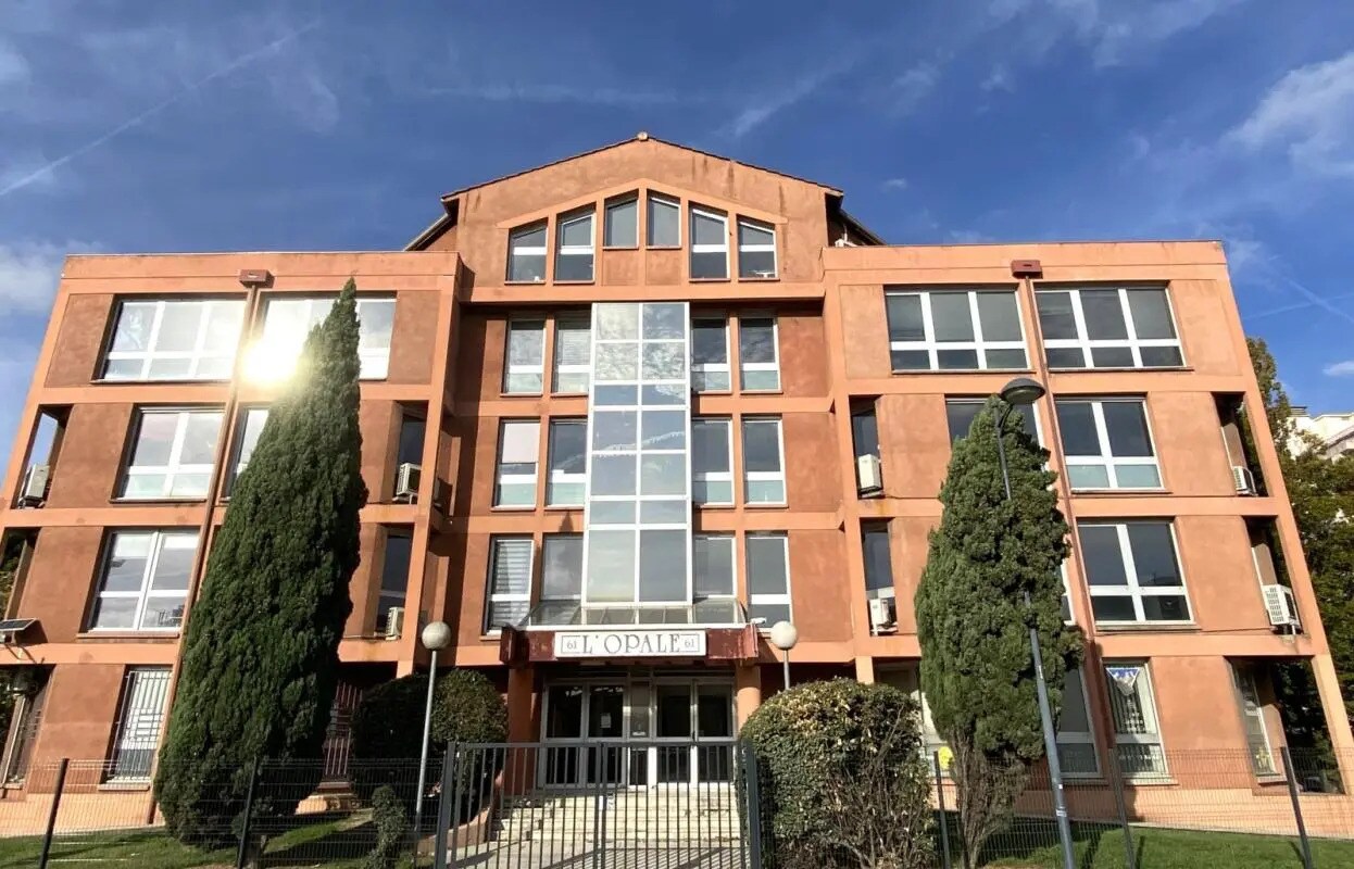 Office in Toulouse for lease Building Photo- Image 1 of 8