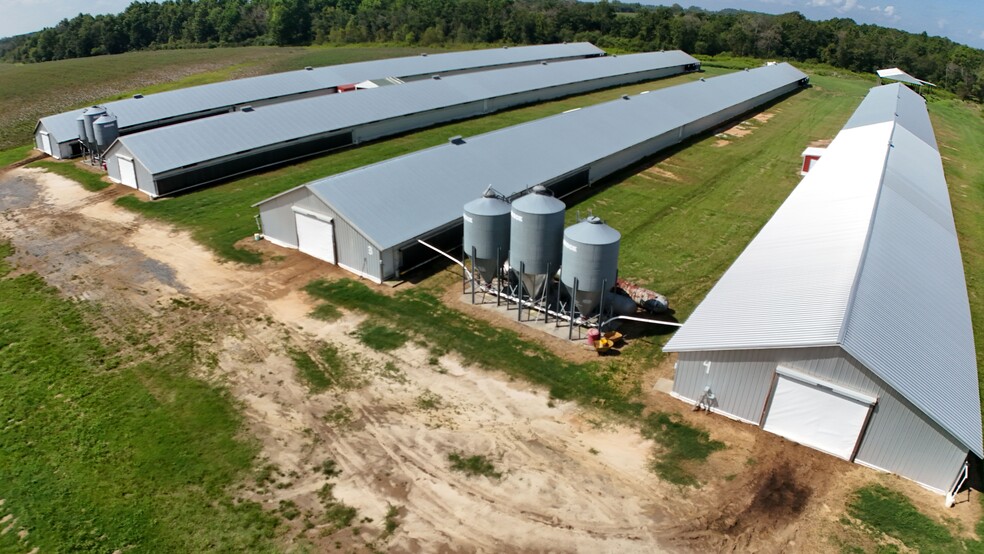 594 Daffodil Ln, Pitts, GA for sale - Building Photo - Image 3 of 25