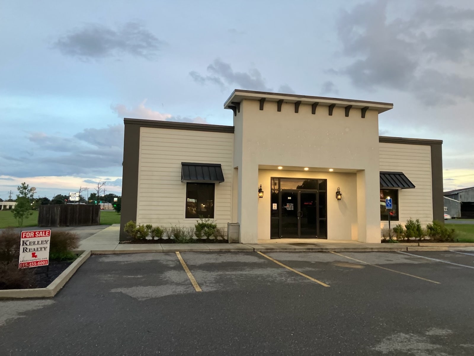 3645 Front St, Winnsboro, LA for lease Building Photo- Image 1 of 2