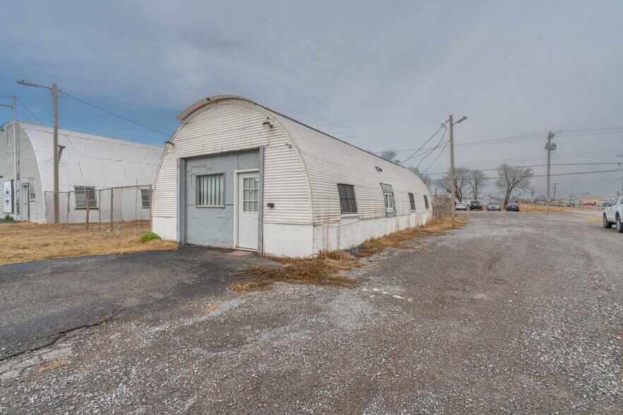 1925 SE 27th St, El Reno, OK à vendre - Photo du bâtiment - Image 3 de 10